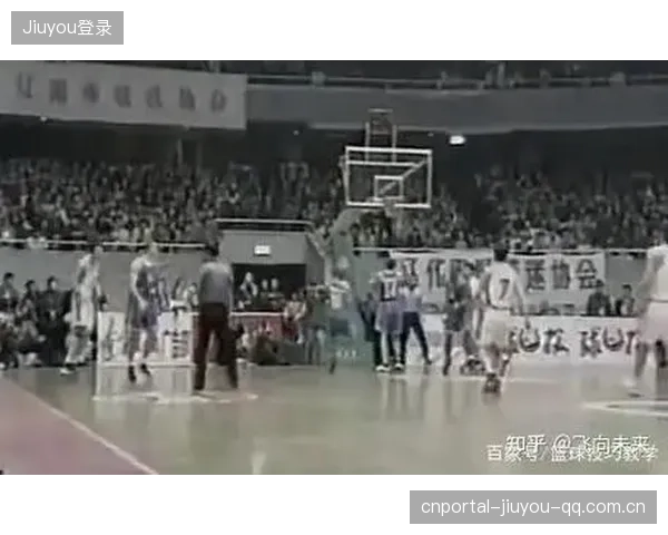 媒体人：前辽宁雪狼外援扎克·洛夫顿收到来自CBA的offer——从“海外归来”到“中国梦”新起点